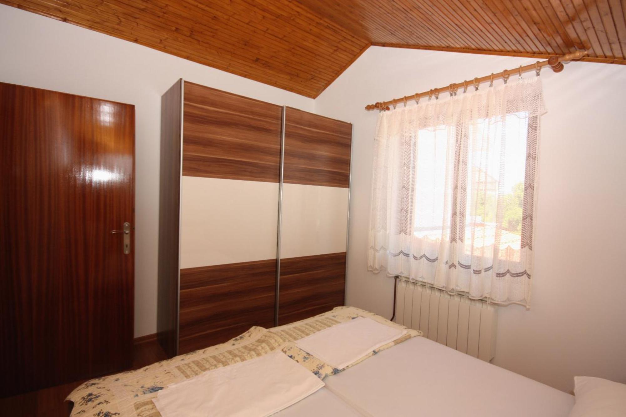 Apartments With A Parking Space Jezera, Murter - 5079 部屋 写真